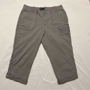 Lee Relaxed Fit Womens Light Gray Cargo Khaki Capri Pants - Size 14